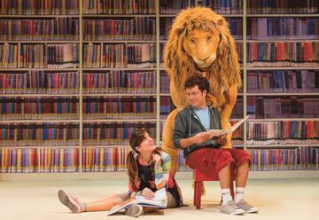 אריה הספריה - תאטרון המדיטק - הצגת ילדים מוסיקלית לחנוכה בישראל